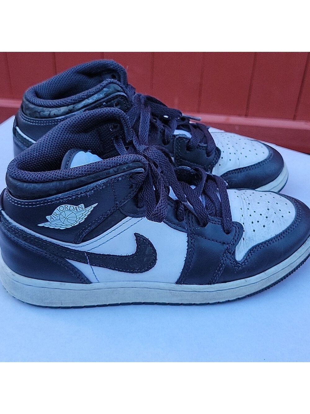 Nike Air Jordan Youth Black and White Retro Sneakers, Size 4.5